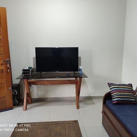 הוילה לונדרינה Casa Aconchegante Perto Da Uel חדר תמונה
